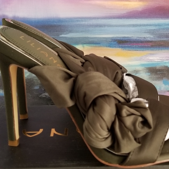 Liliana Olive Faux Satin Open Toe Stiletto Sandal w/Stretchy Ribbon Lace up - Picture 4 of 6